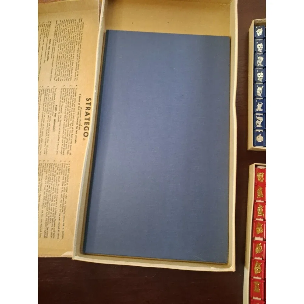 Vintage 1962 Stratego Board Game  Milton Bradley complete